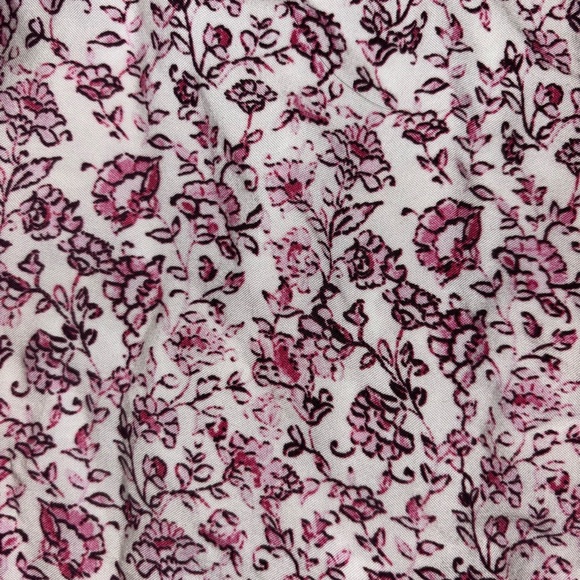 Floral Lace-Up Camisole in Pink and Gray - Picture 3 of 9